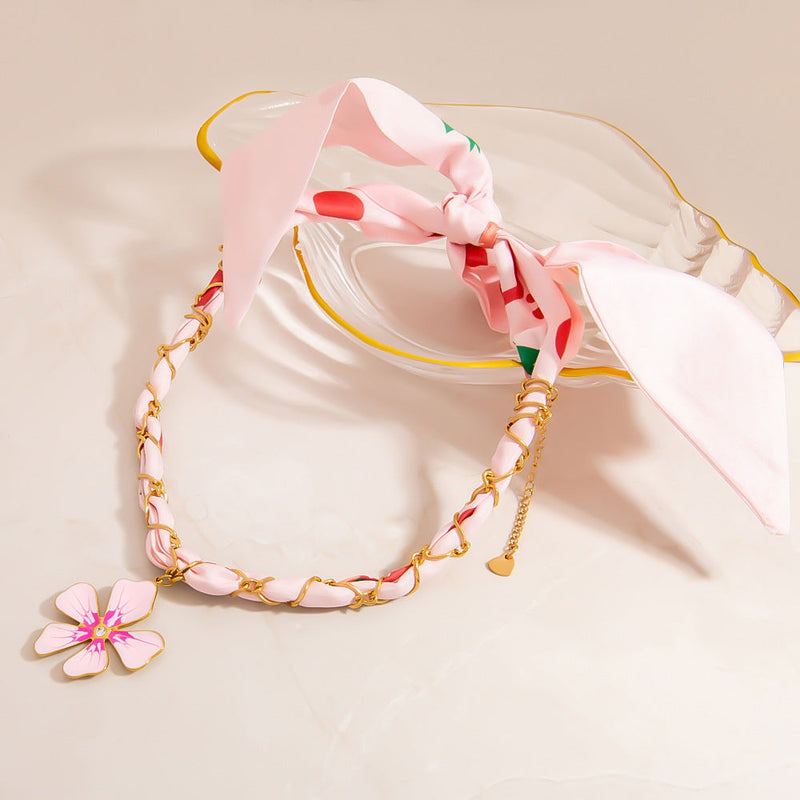 Collier Fleur Fraise